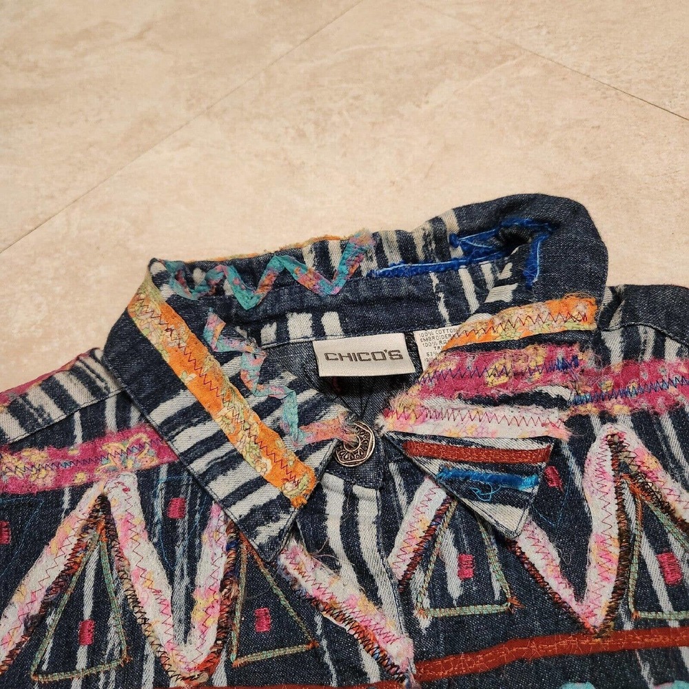 Chico's Womens Size 2 Embroidered Western Colorful‎ Art Soft Denim Button Jacket - Picture 4 of 10